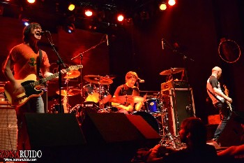 Helmet + Fighting with Wire en Madrid (Marzo de 2012)