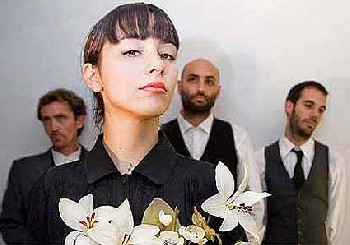 Primer videoclip de Santa Marta Golden