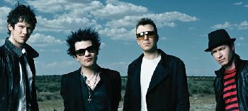 Sum 41 sustituyen a Pennywise en el Lumbreiras