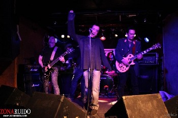 Delincuencia Sonora estrena v&Atilde;&shy;deo: Antip&aacute;tico