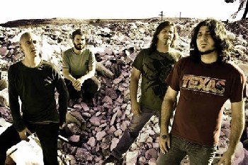 Con Mora: v&Atilde;&shy;deo de Demasiado Coraz&oacute;n