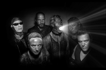 Rammstein vienen en abril