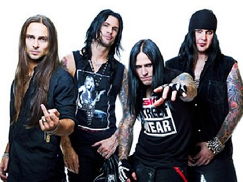 One More Minute, adelanto de Hardcore Superstar