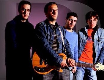 Lazy Rain: v&Atilde;&shy;deo de Por un Mill&oacute;n de A&Atilde;&plusmn;os M&aacute;s