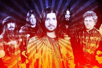 Spiritual Beggars vienen en abril